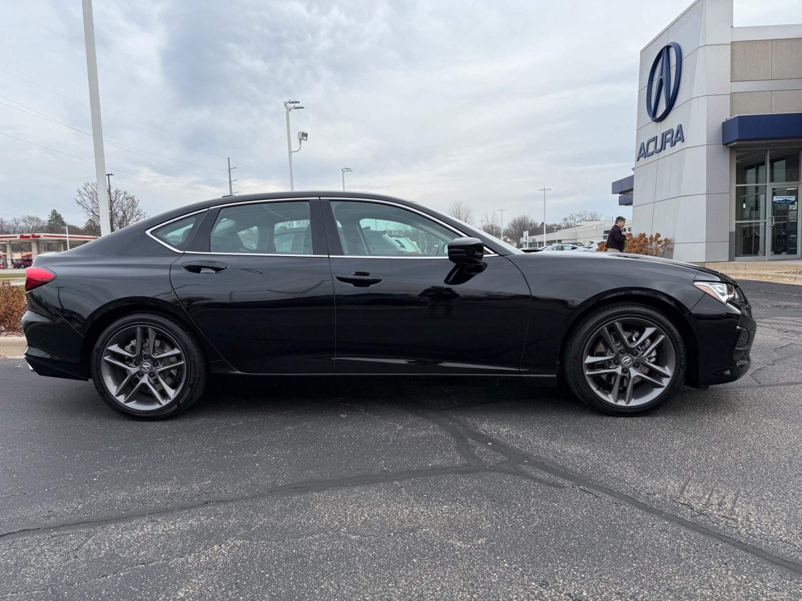 Acura TLX Vehicle Image 02