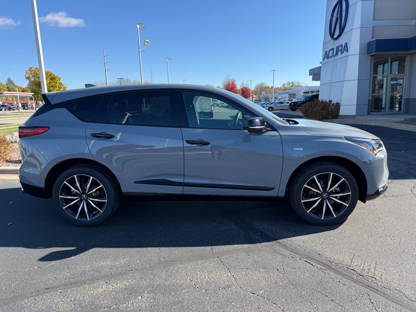 Acura RDX Vehicle Image 02