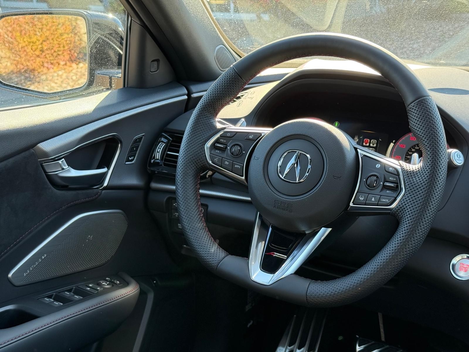 Acura RDX Vehicle Image 09