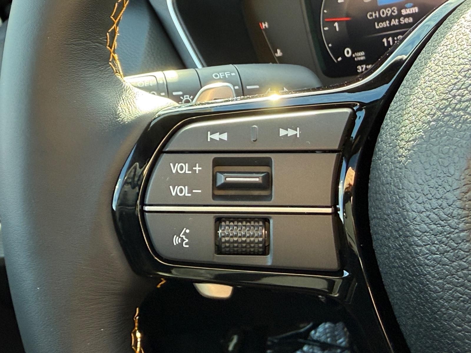 Acura Integra Vehicle Image 12