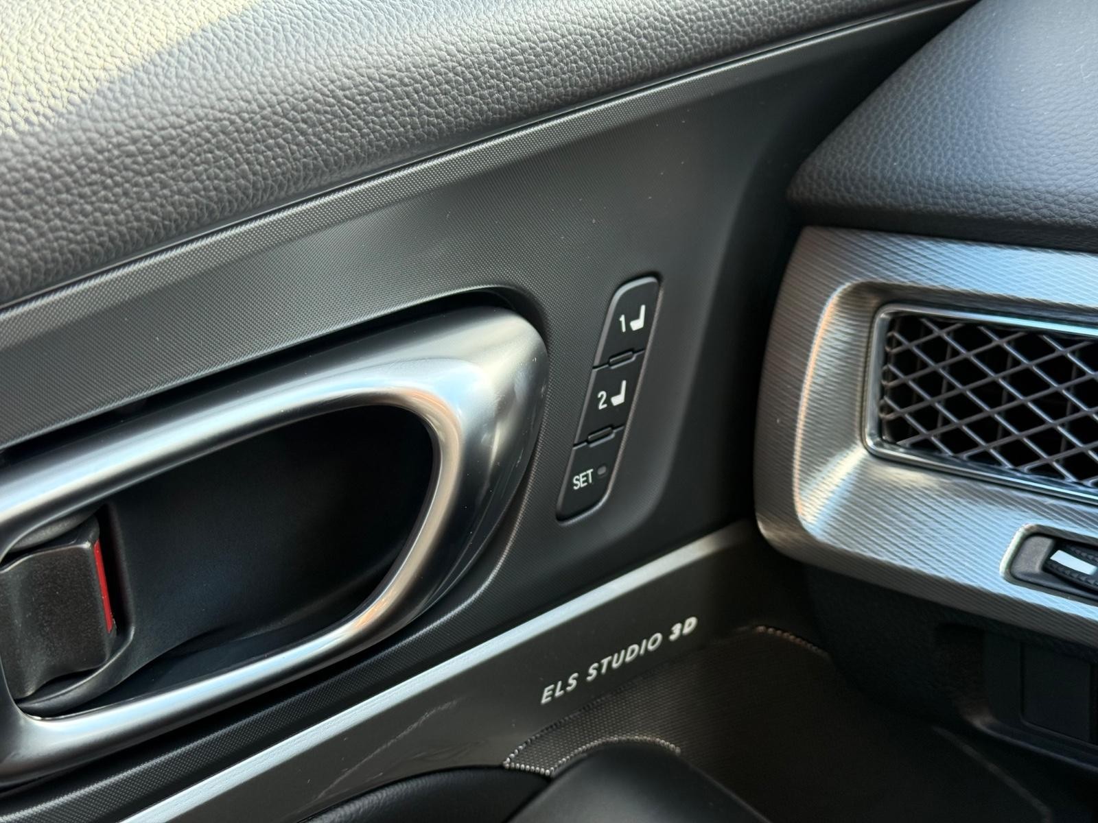 Acura Integra Vehicle Image 14