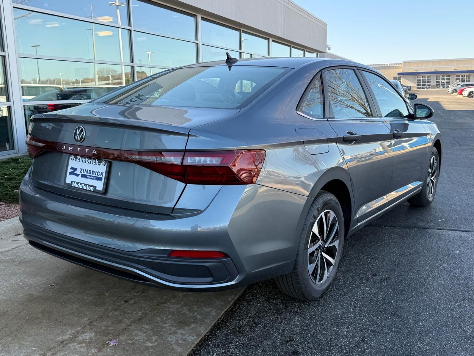 Volkswagen Jetta Vehicle Image 03