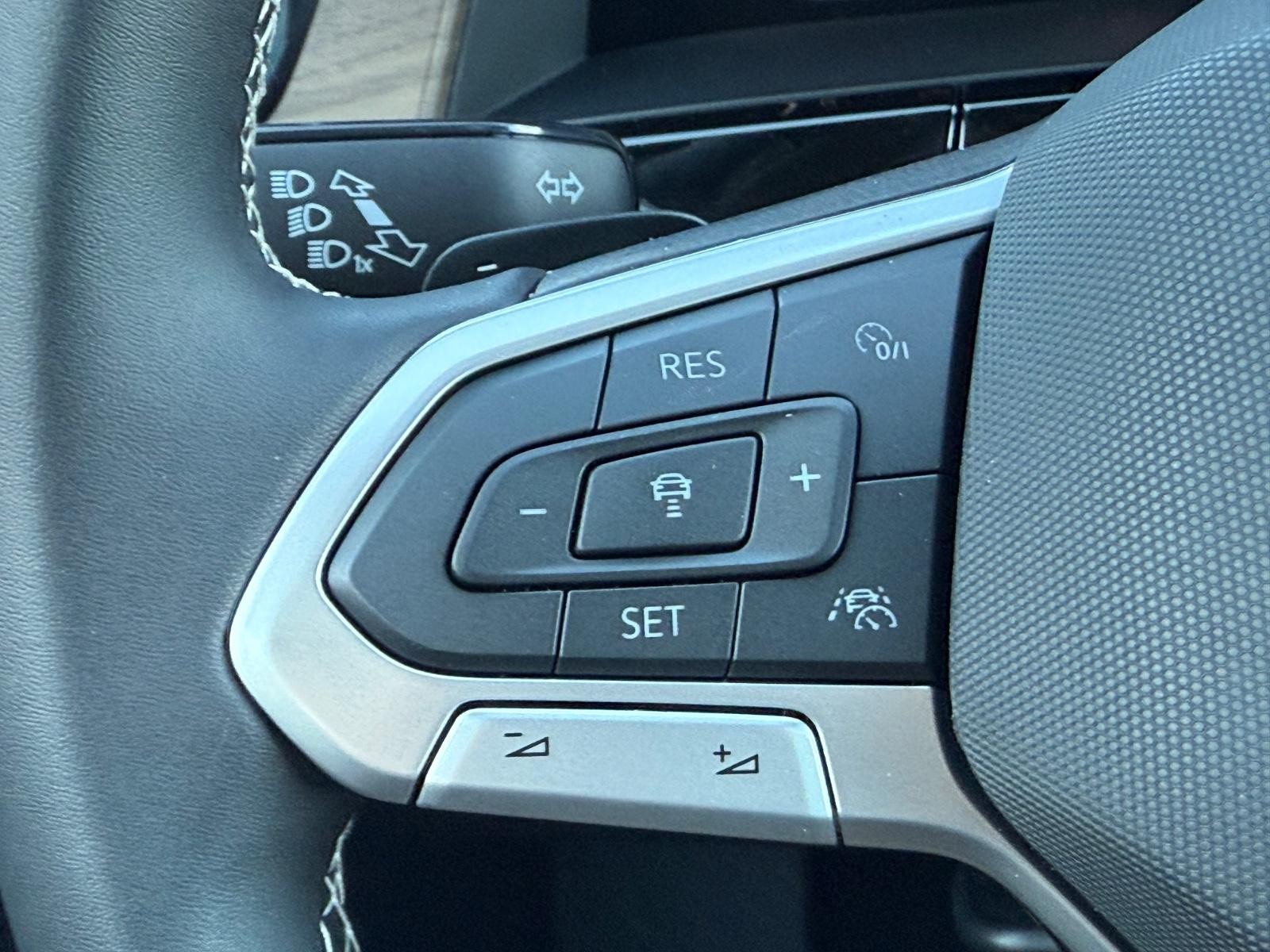 Volkswagen Atlas Vehicle Image 12