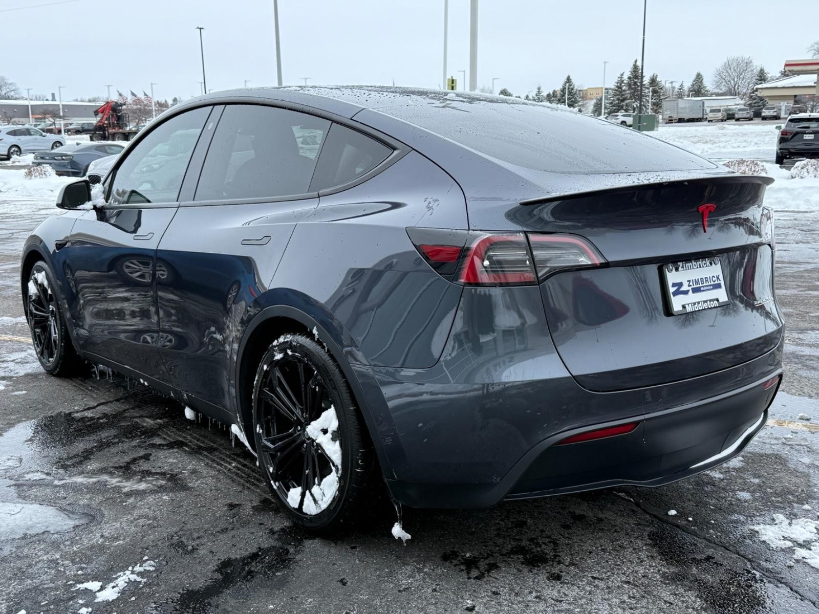 Tesla Model Y Vehicle Image 06