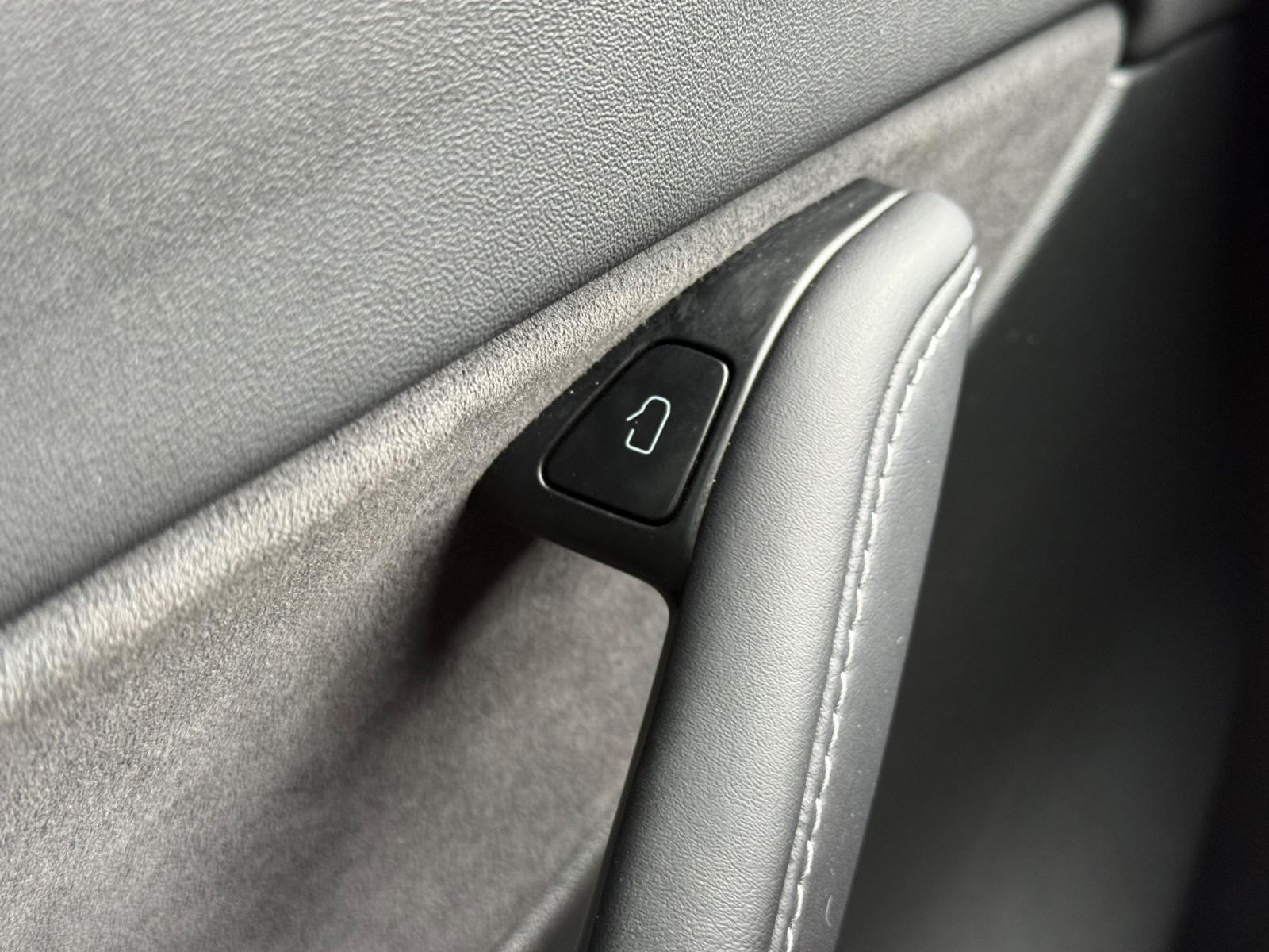 Tesla Model Y Vehicle Image 18