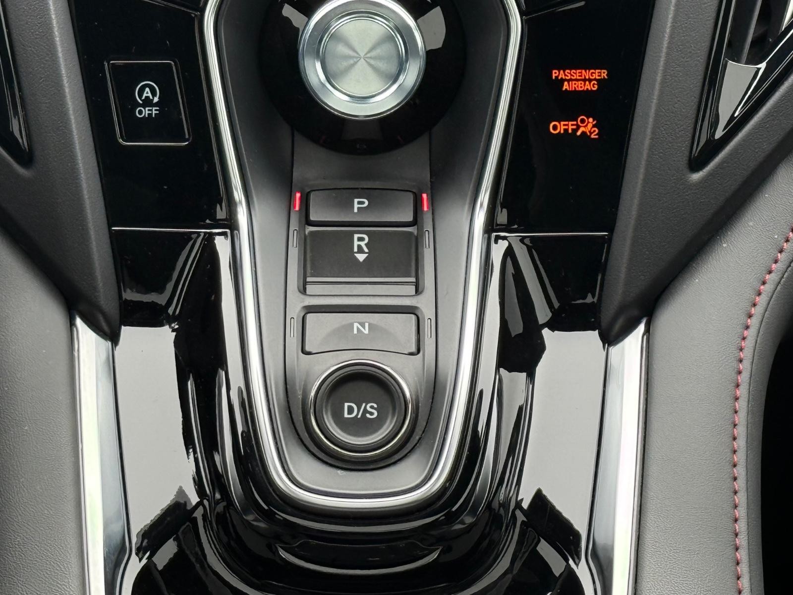 Acura RDX Vehicle Image 12