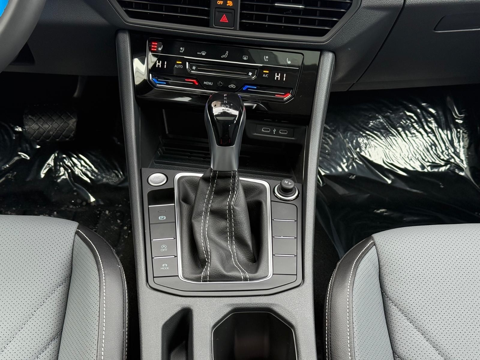 Volkswagen Jetta Vehicle Image 08