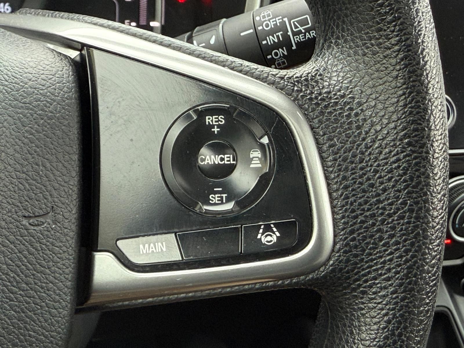 Honda CR-V Vehicle Image 17