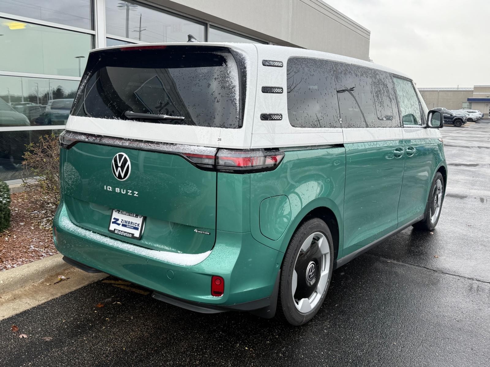 Volkswagen ID. Buzz Vehicle Image 03