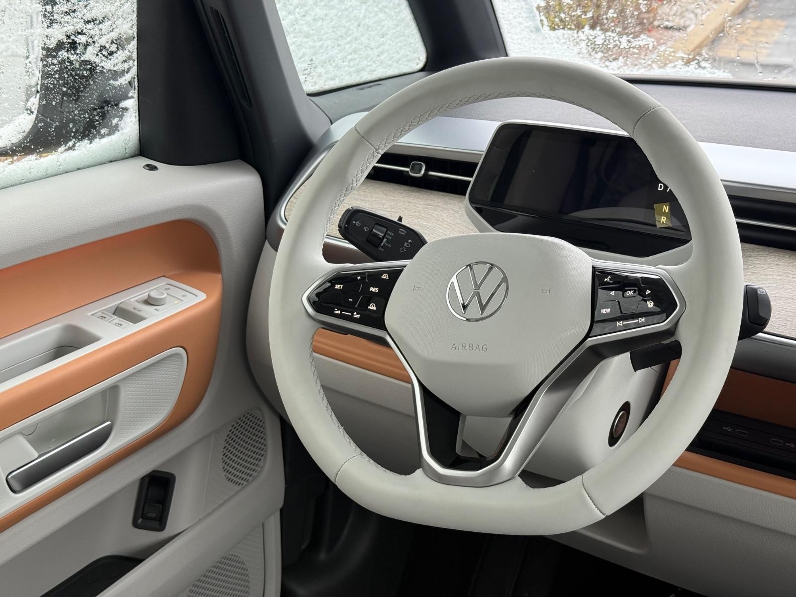 Volkswagen ID. Buzz Vehicle Image 09