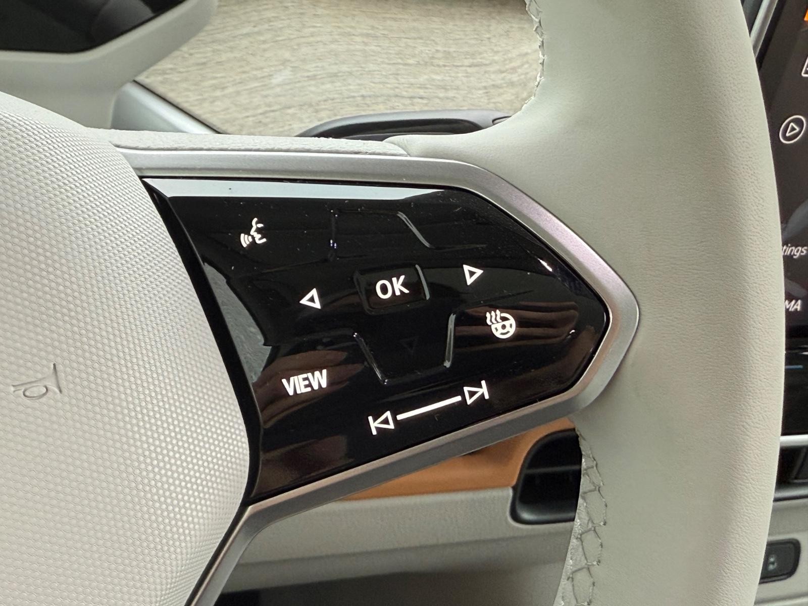 Volkswagen ID. Buzz Vehicle Image 12