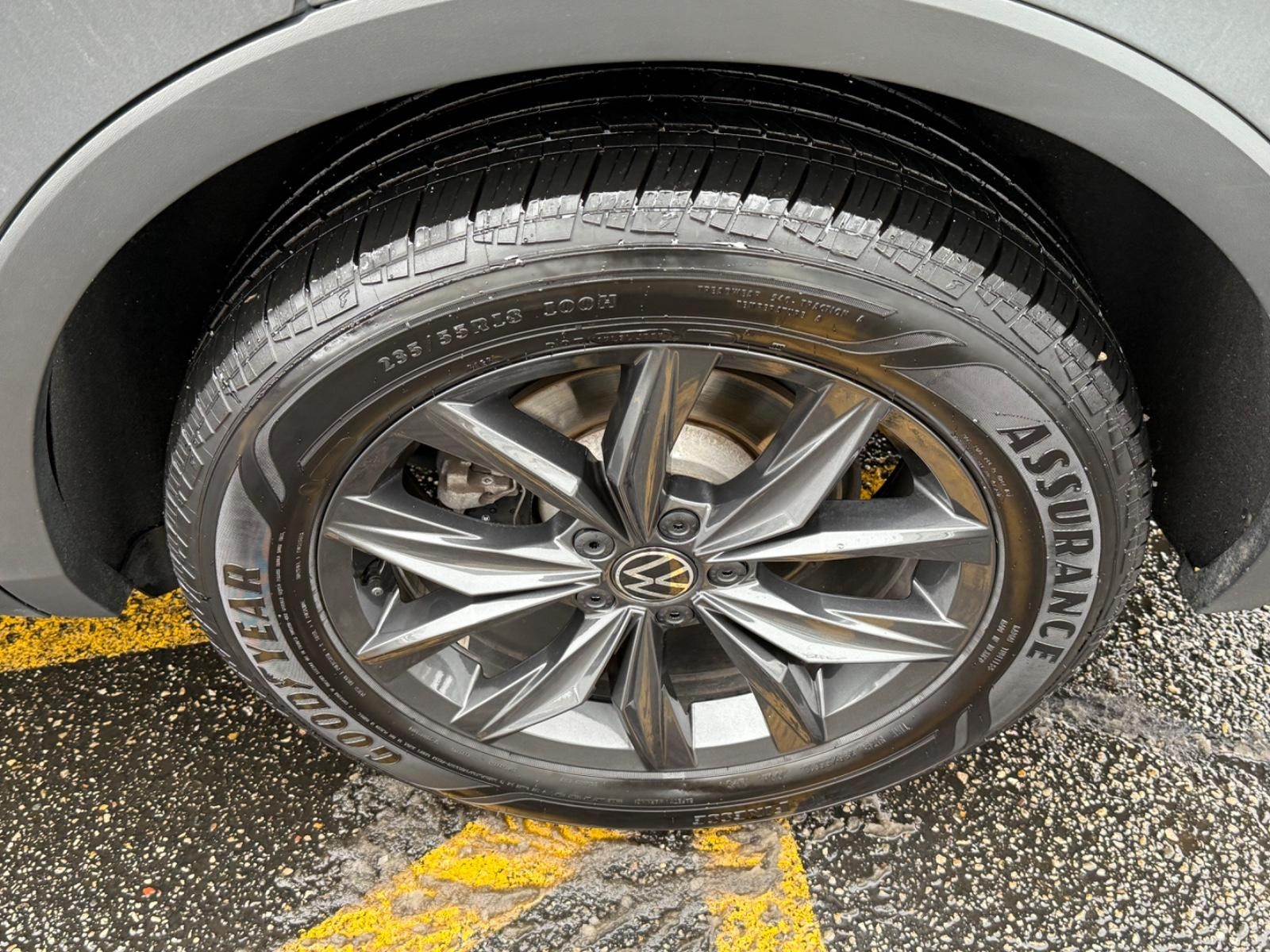 Volkswagen Tiguan Vehicle Image 07