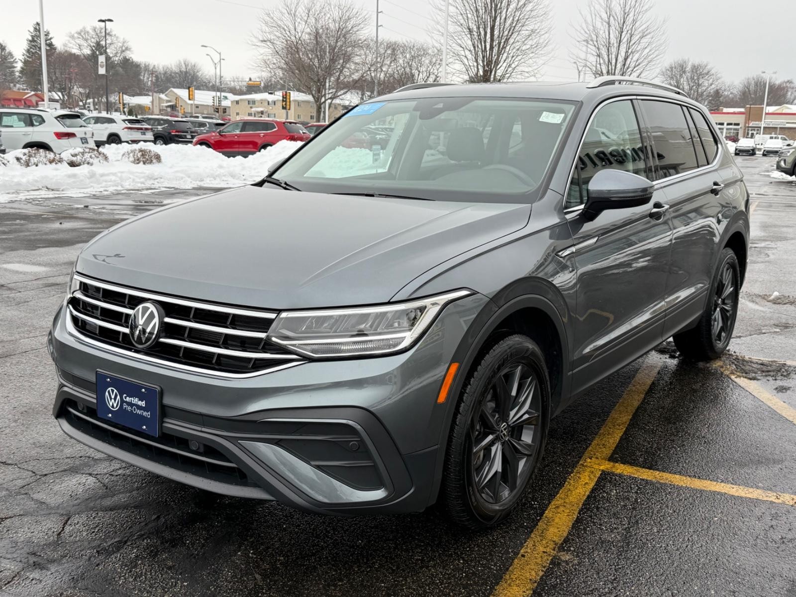 Volkswagen Tiguan Vehicle Image 08