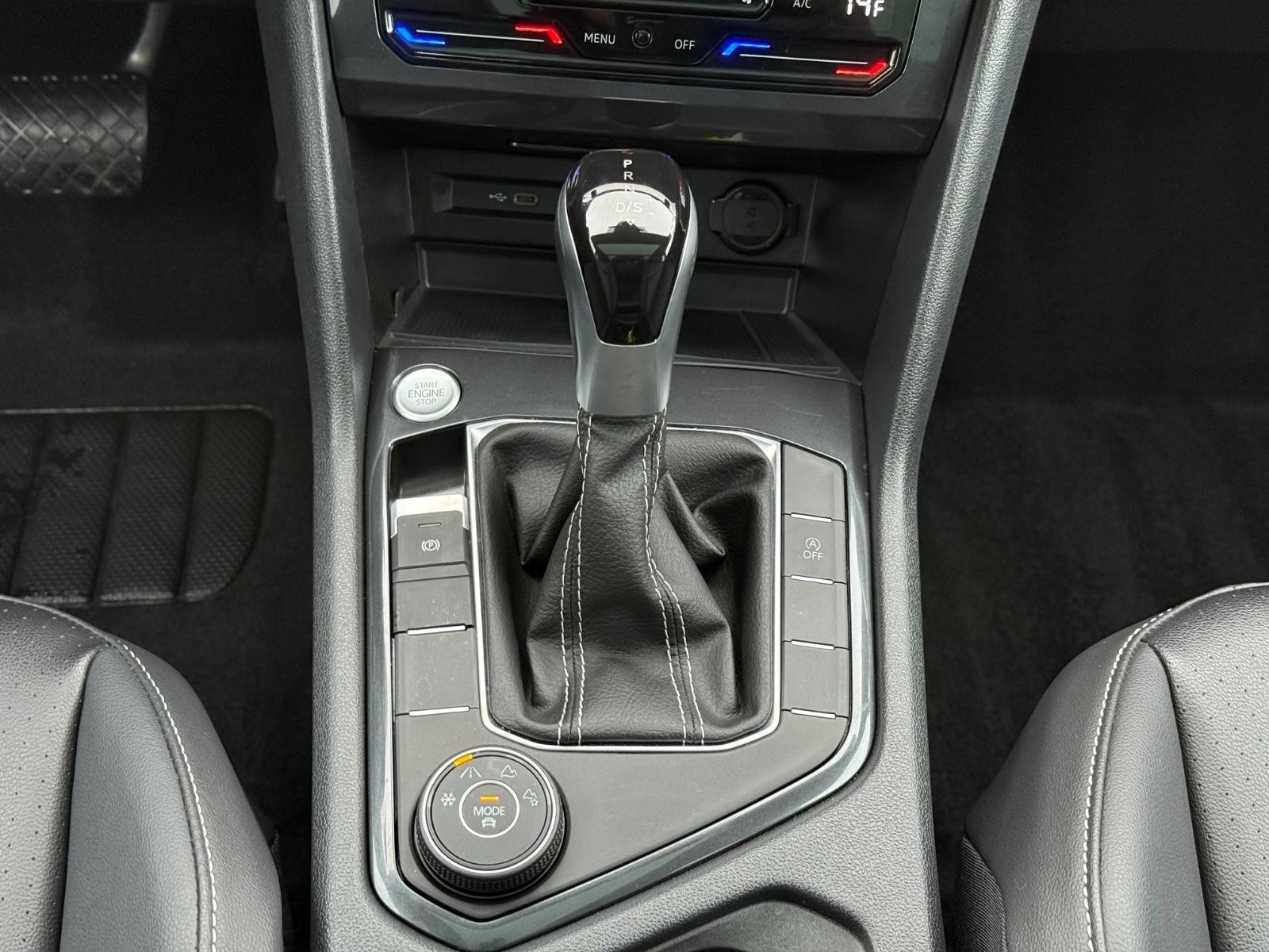 Volkswagen Tiguan Vehicle Image 13