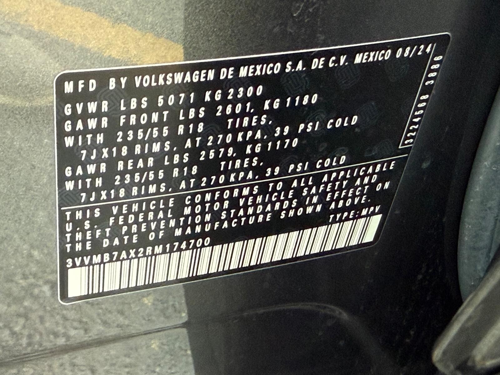 Volkswagen Tiguan Vehicle Image 23