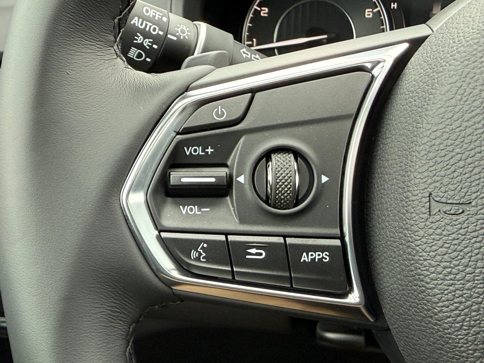 Acura RDX Vehicle Image 11
