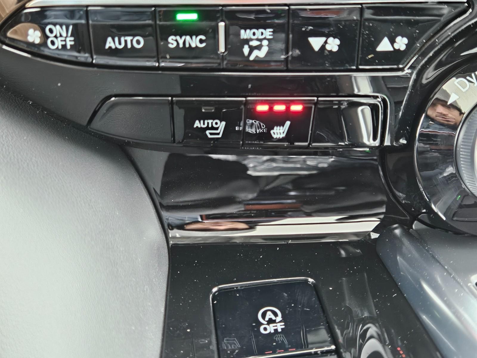 Acura MDX Vehicle Image 14