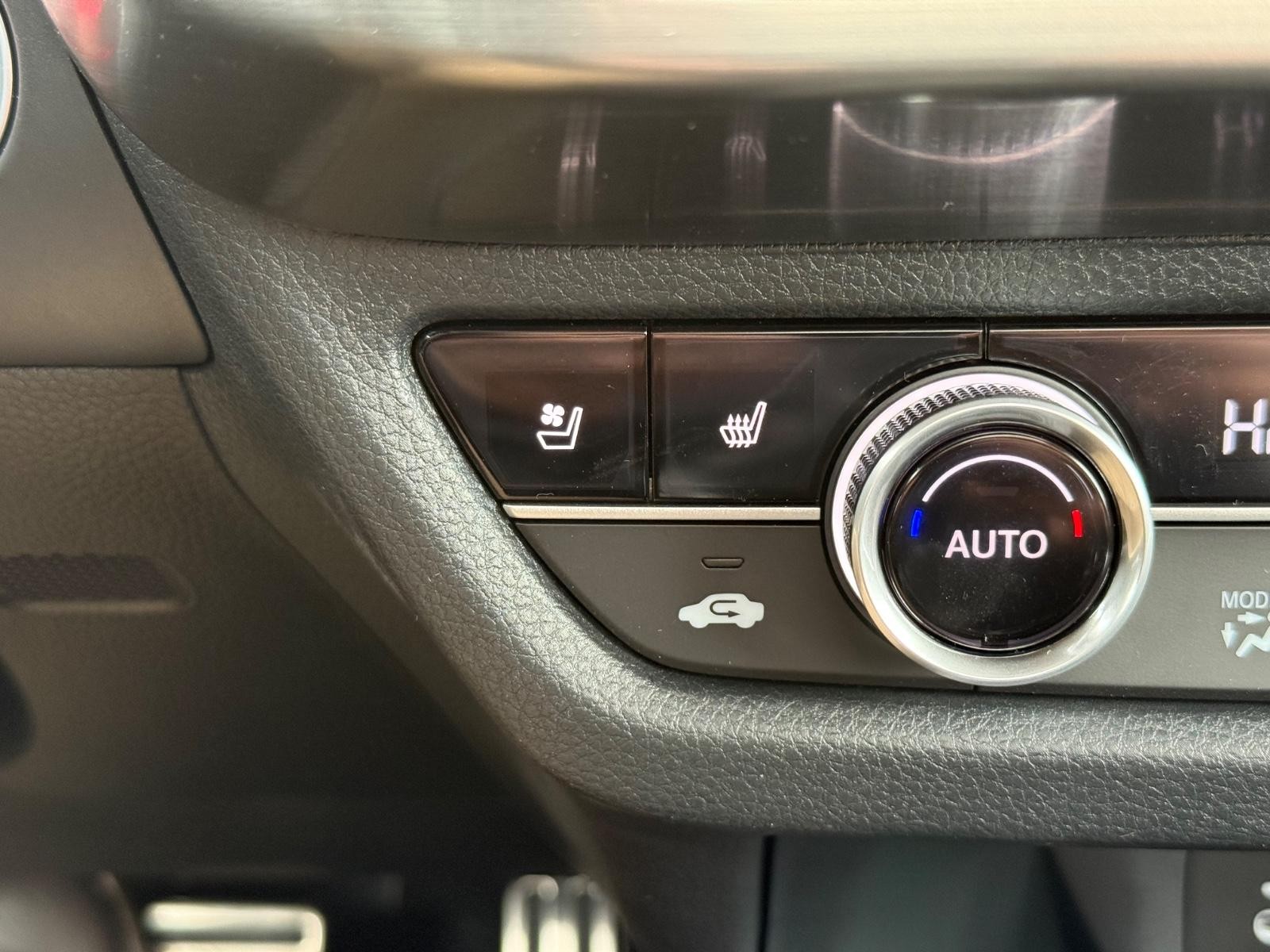 Acura ADX Vehicle Image 14