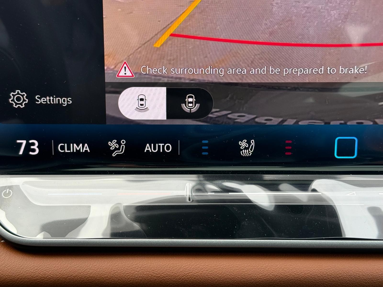 Volkswagen Tiguan Vehicle Image 15