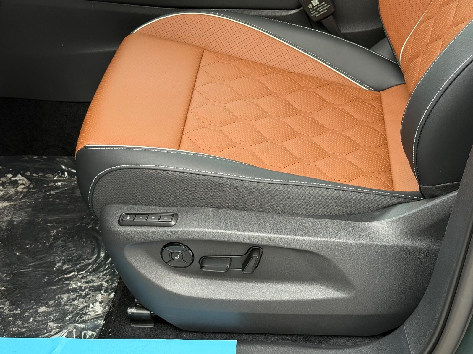 Volkswagen Tiguan Vehicle Image 17