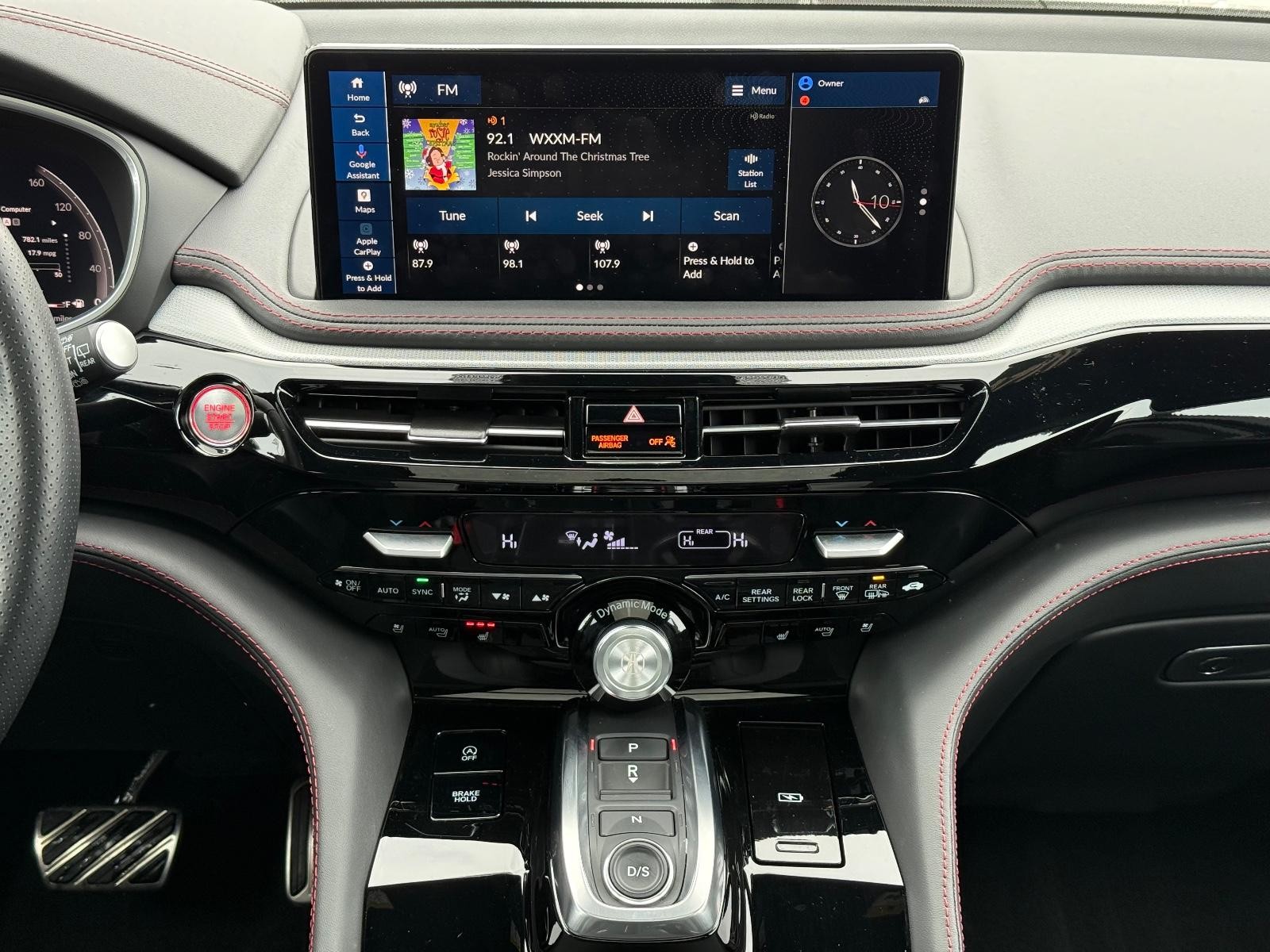 Acura MDX Vehicle Full-screen Gallery Image 12