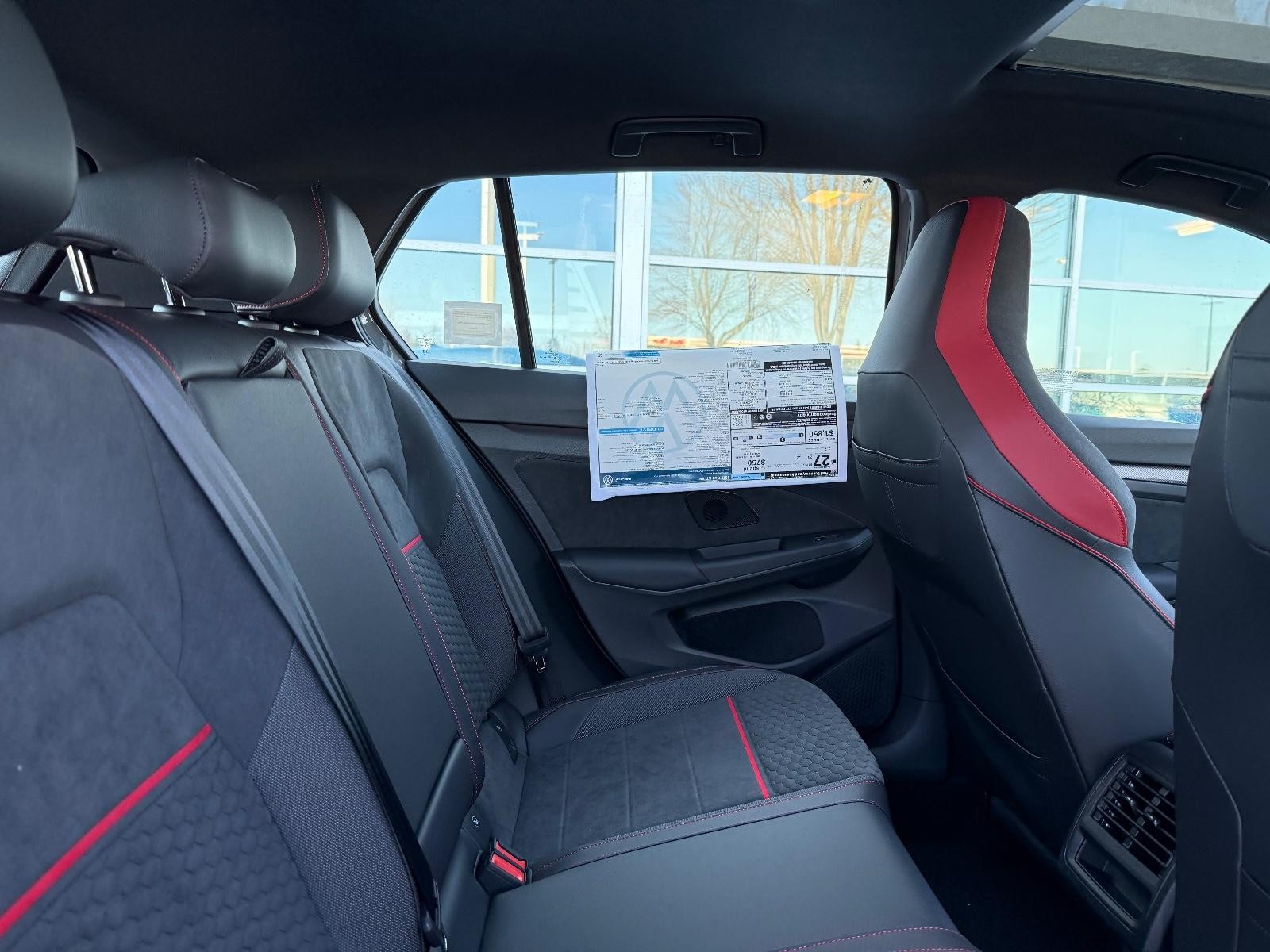 Volkswagen Golf GTI Vehicle Image 05