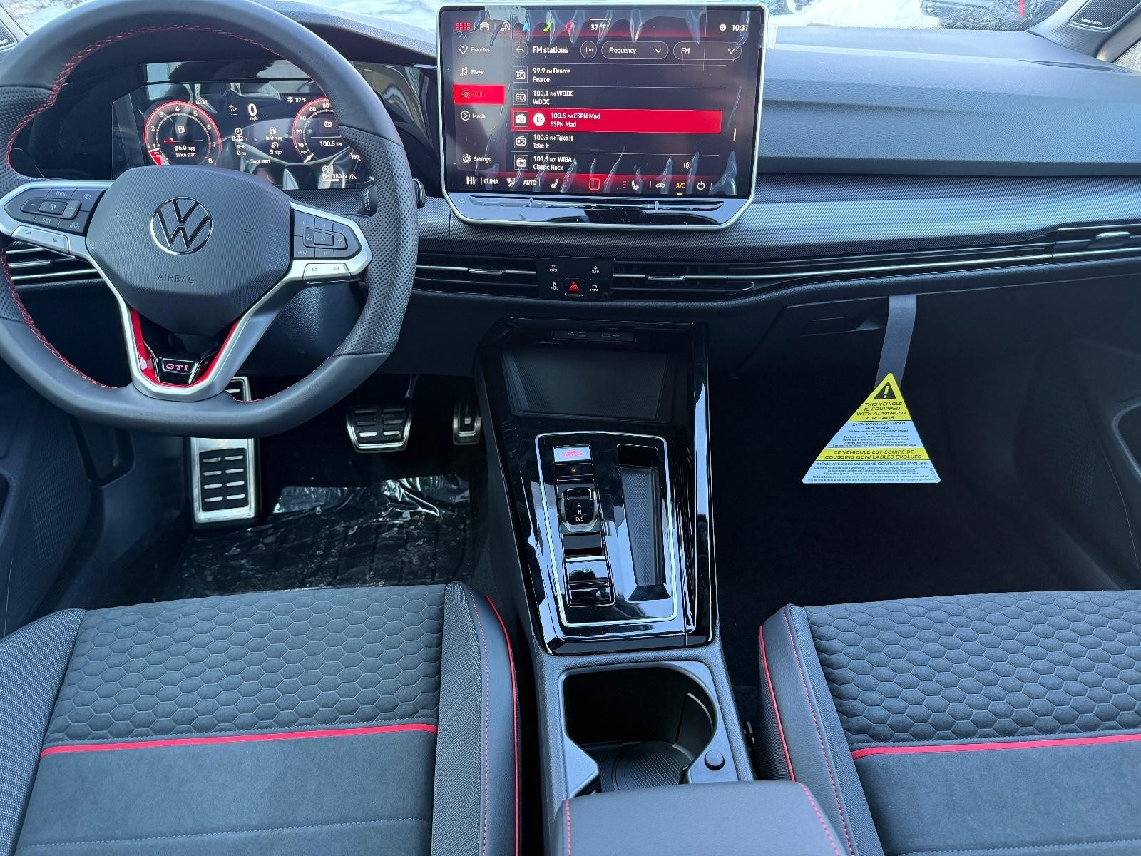 Volkswagen Golf GTI Vehicle Image 06