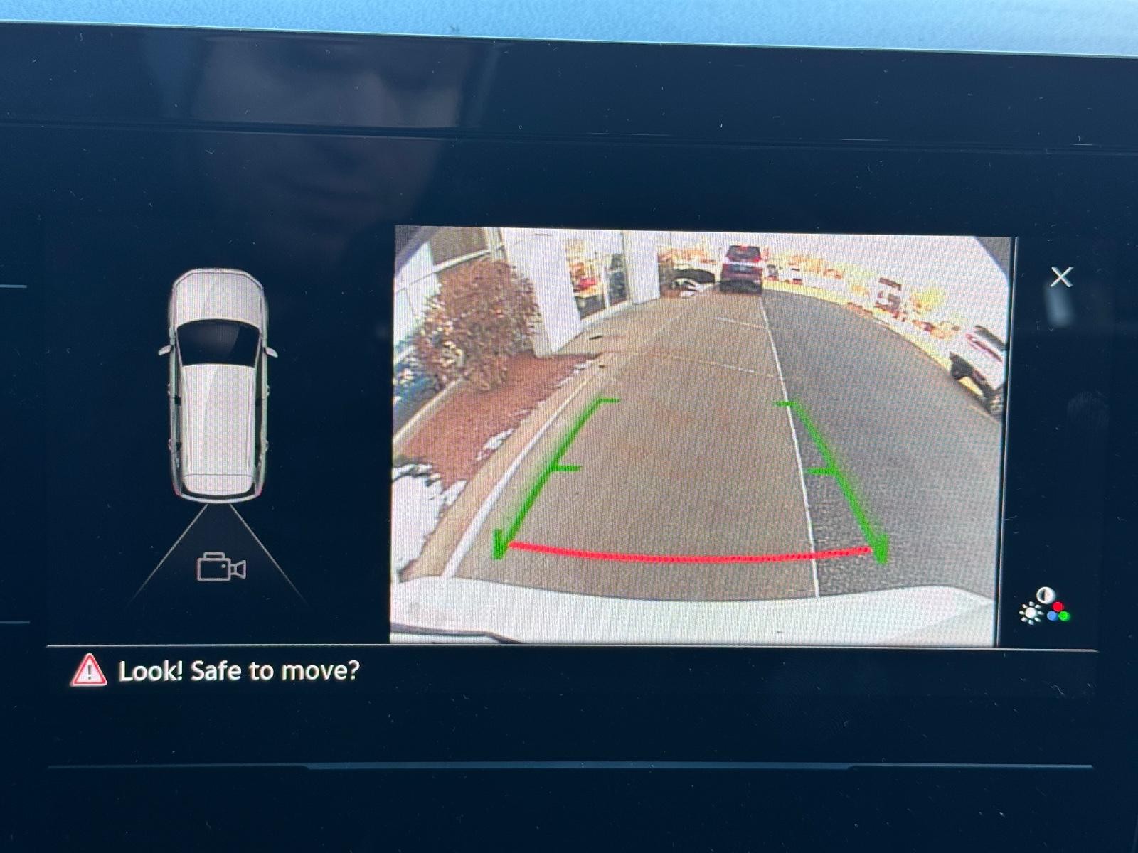 Volkswagen Taos Vehicle Image 13