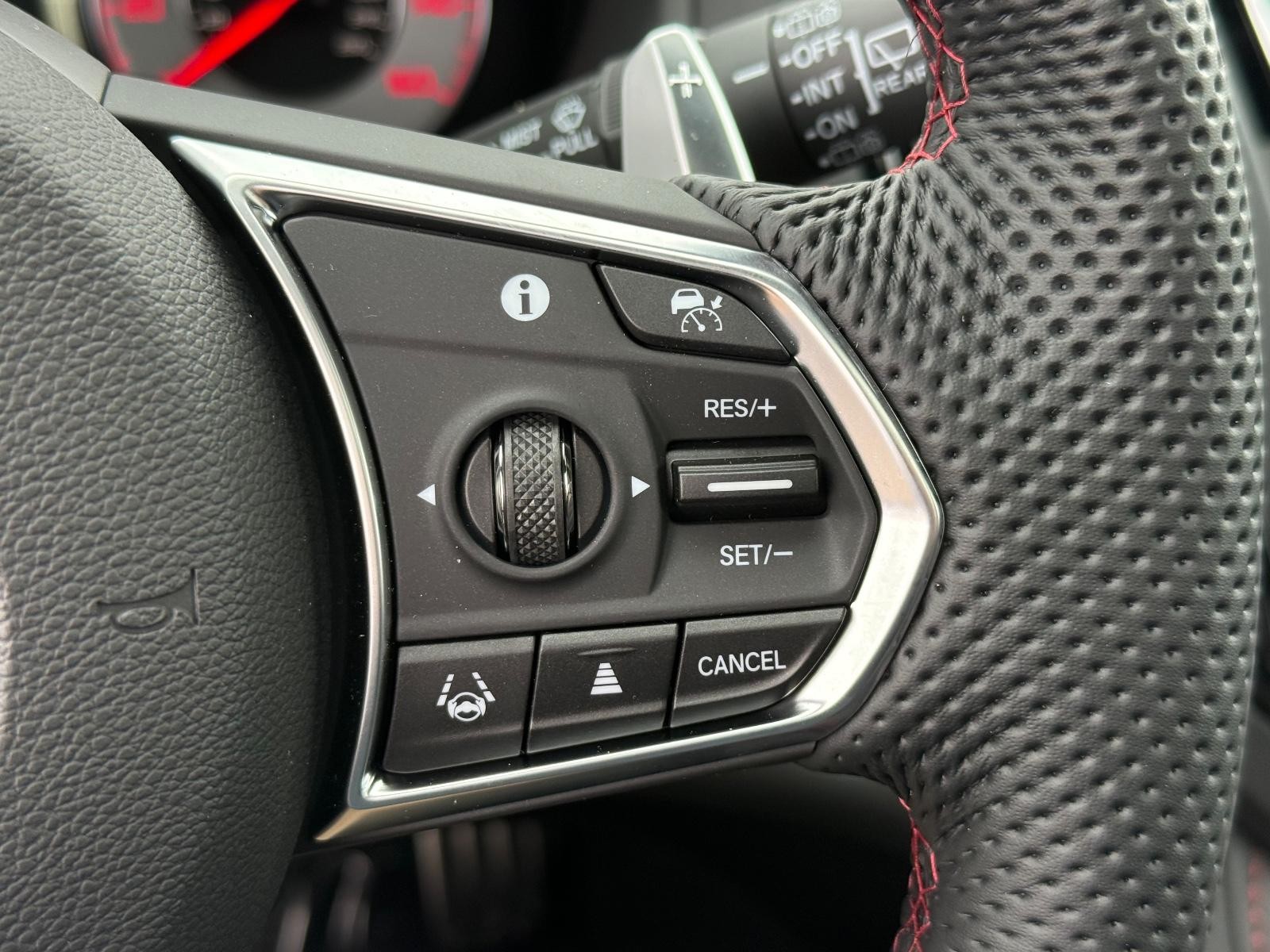 Acura RDX Vehicle Image 12