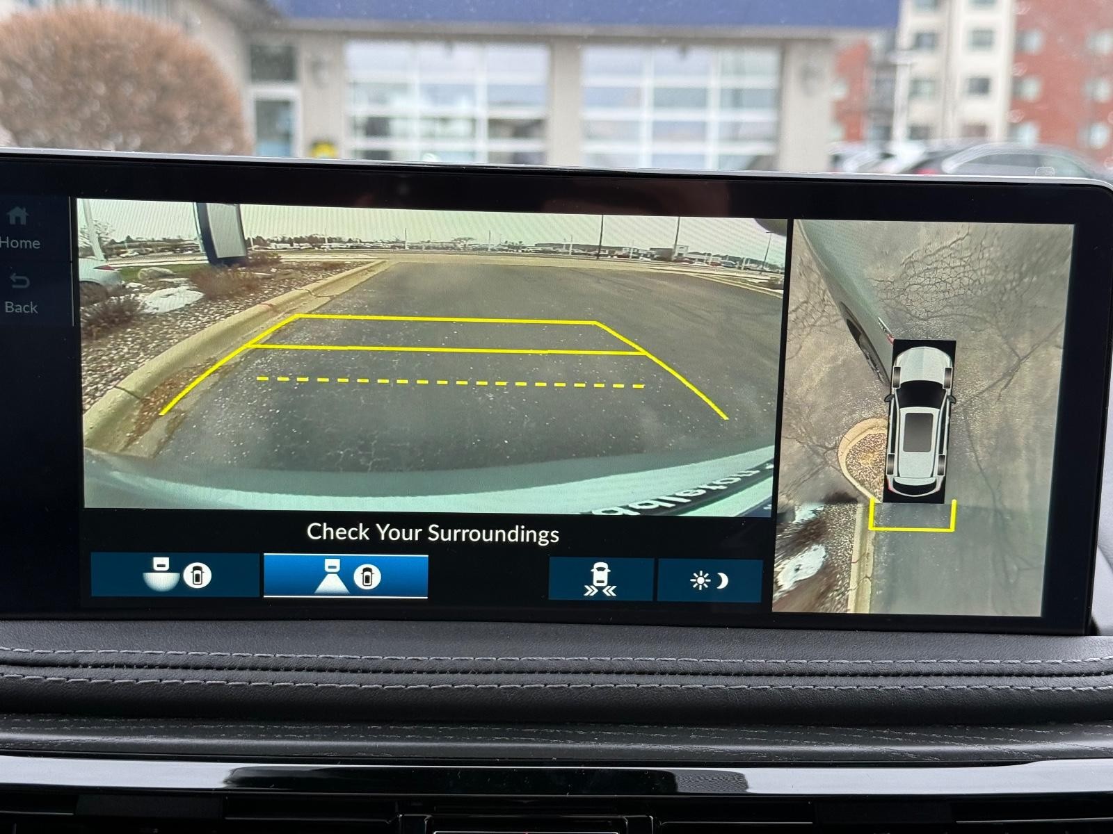 Acura MDX Vehicle Image 13