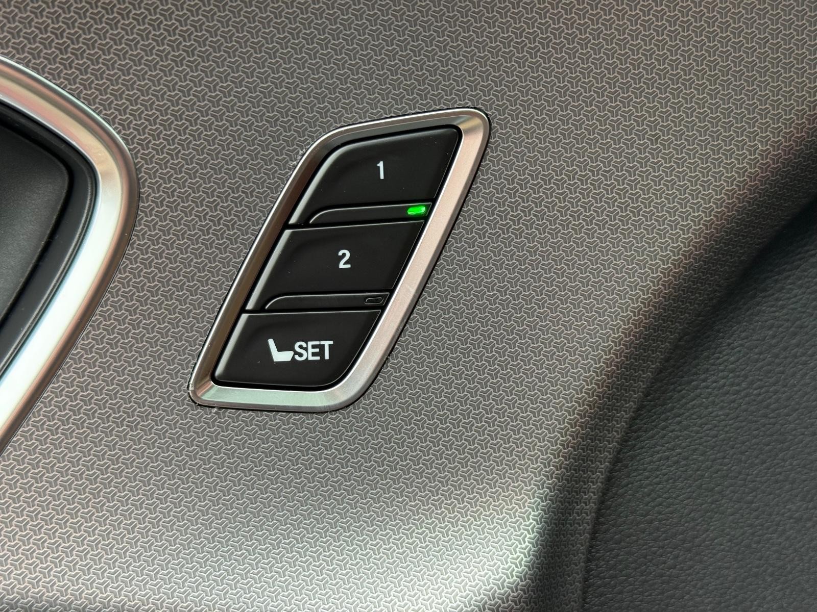 Acura RDX Vehicle Image 10