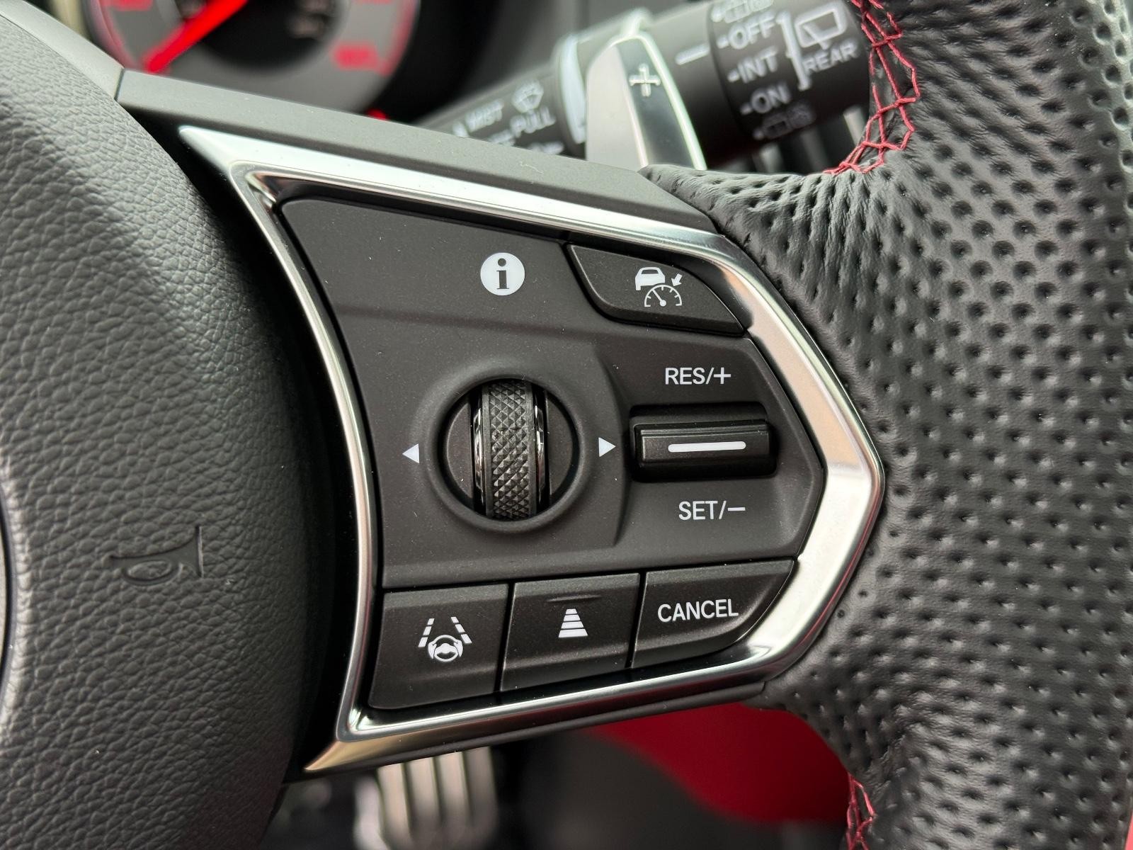 Acura RDX Vehicle Image 12