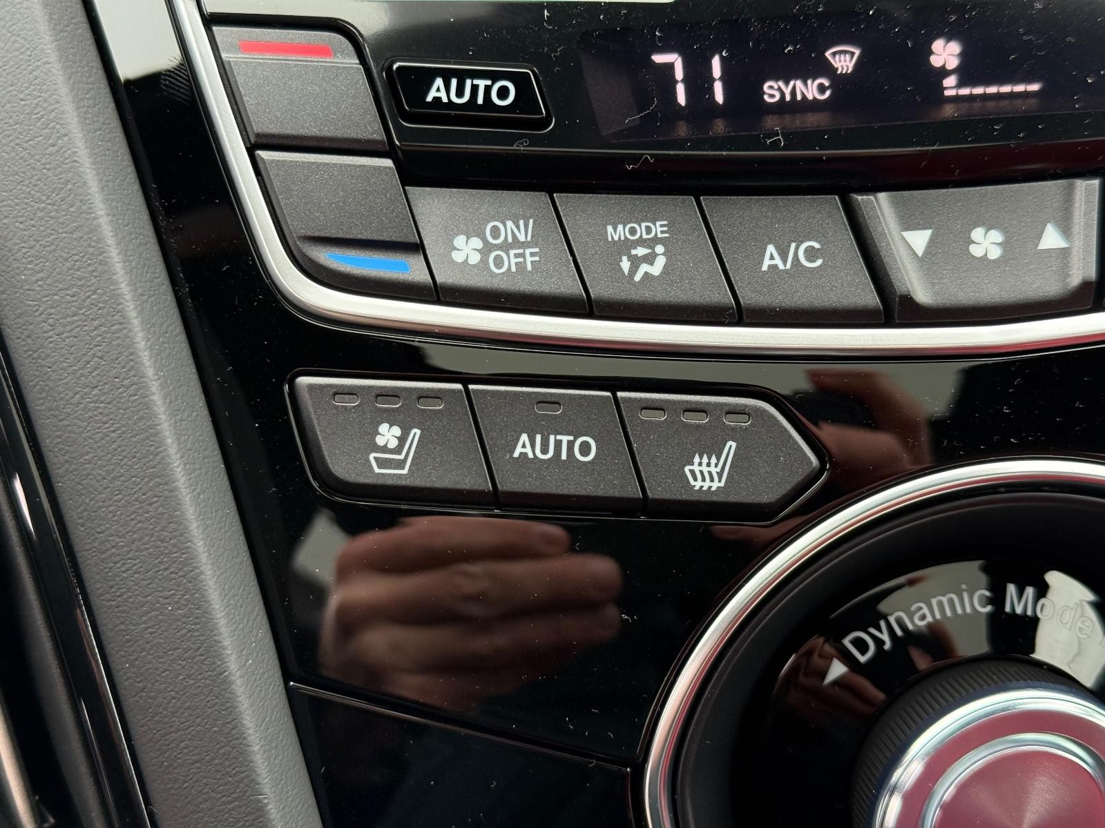 Acura RDX Vehicle Image 14