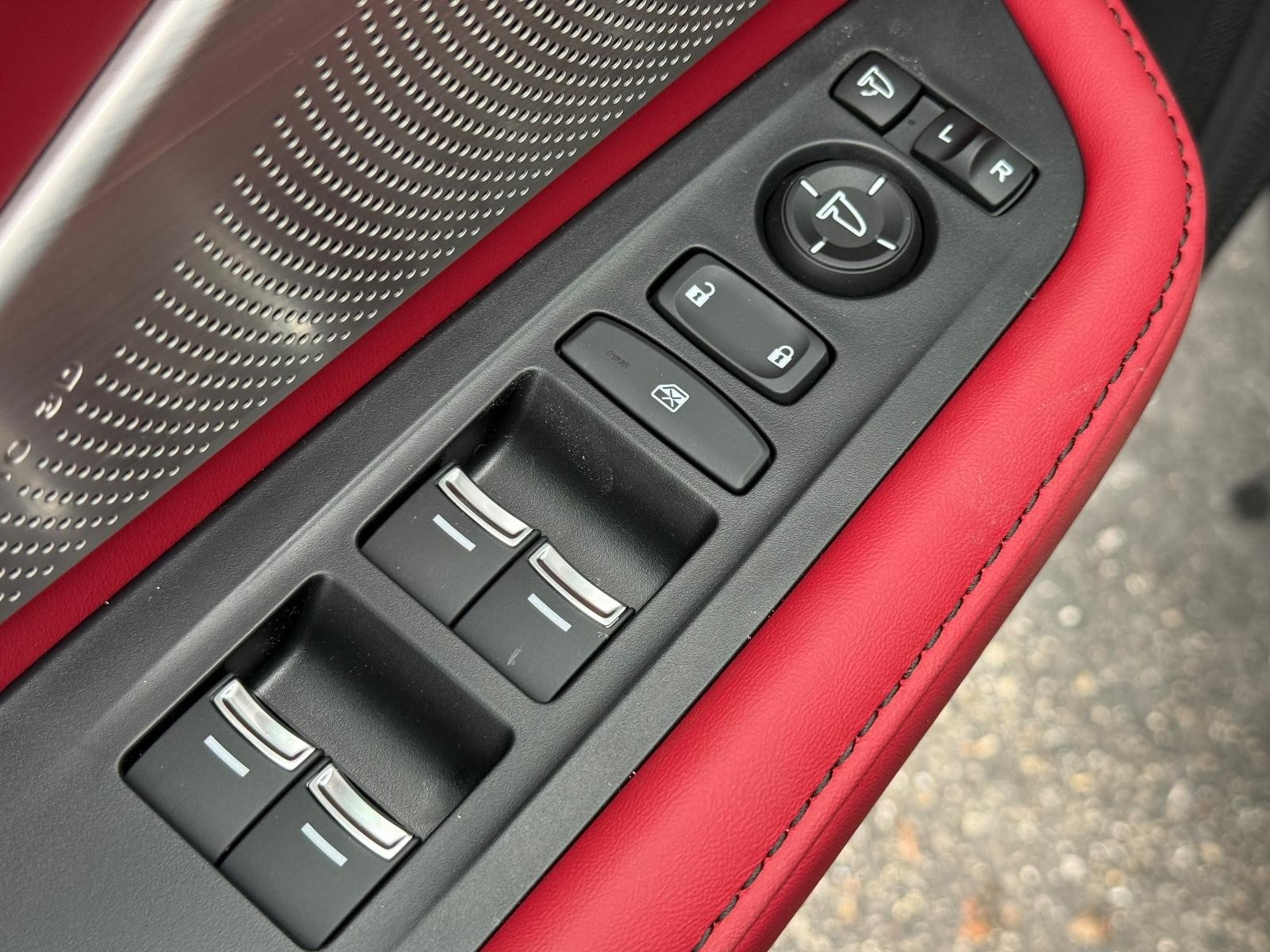 Acura RDX Vehicle Image 15