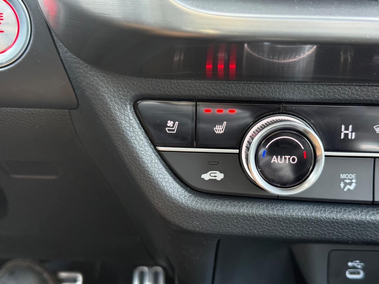 Acura ADX Vehicle Image 14