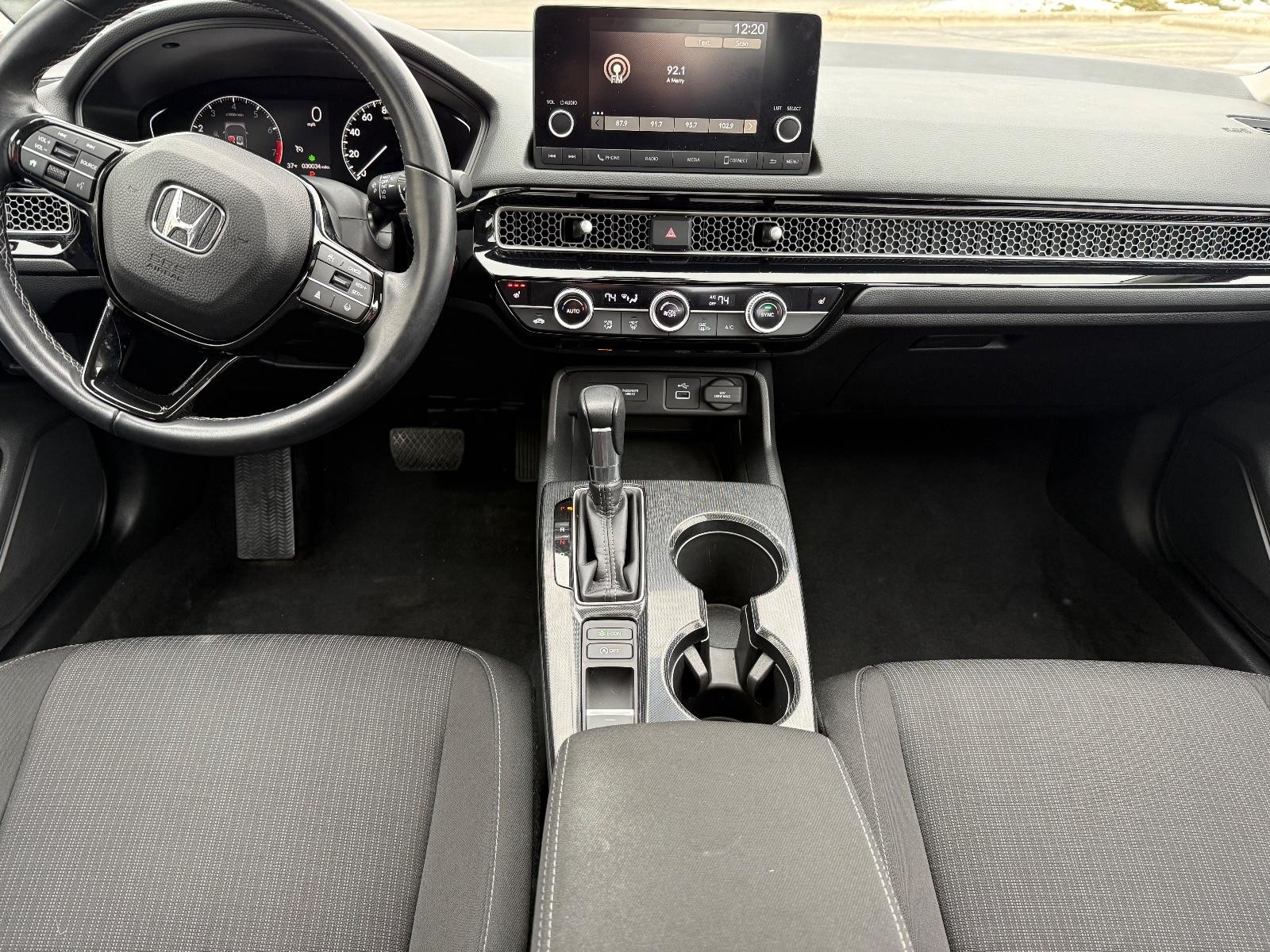 Honda Civic Sedan Vehicle Image 10