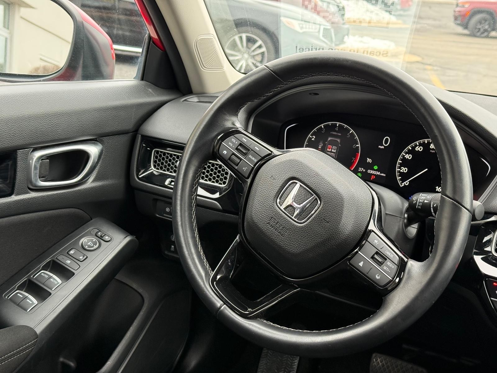 Honda Civic Sedan Vehicle Image 13