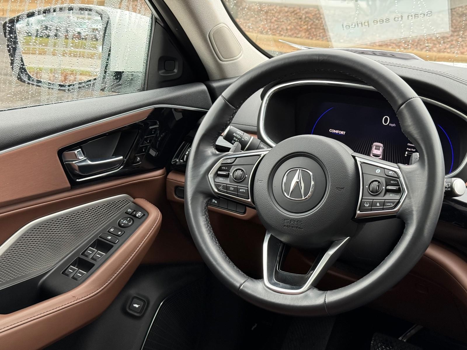 Acura MDX Vehicle Full-screen Gallery Image 09