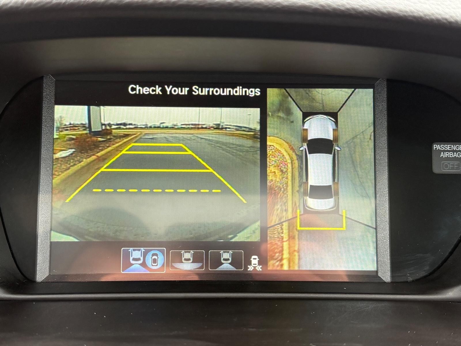 Acura TLX Vehicle Full-screen Gallery Image 20