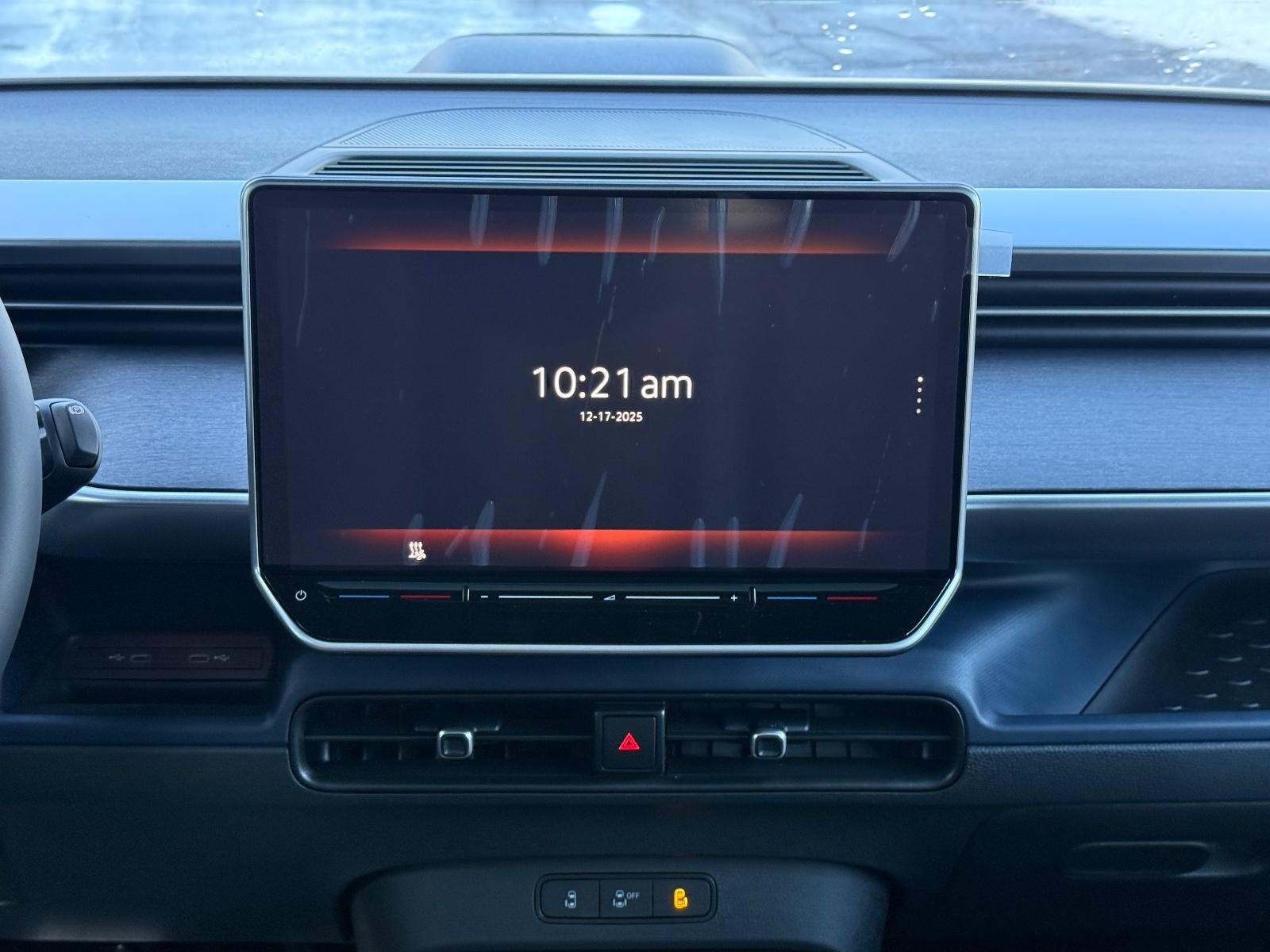 Volkswagen ID. Buzz Vehicle Image 09