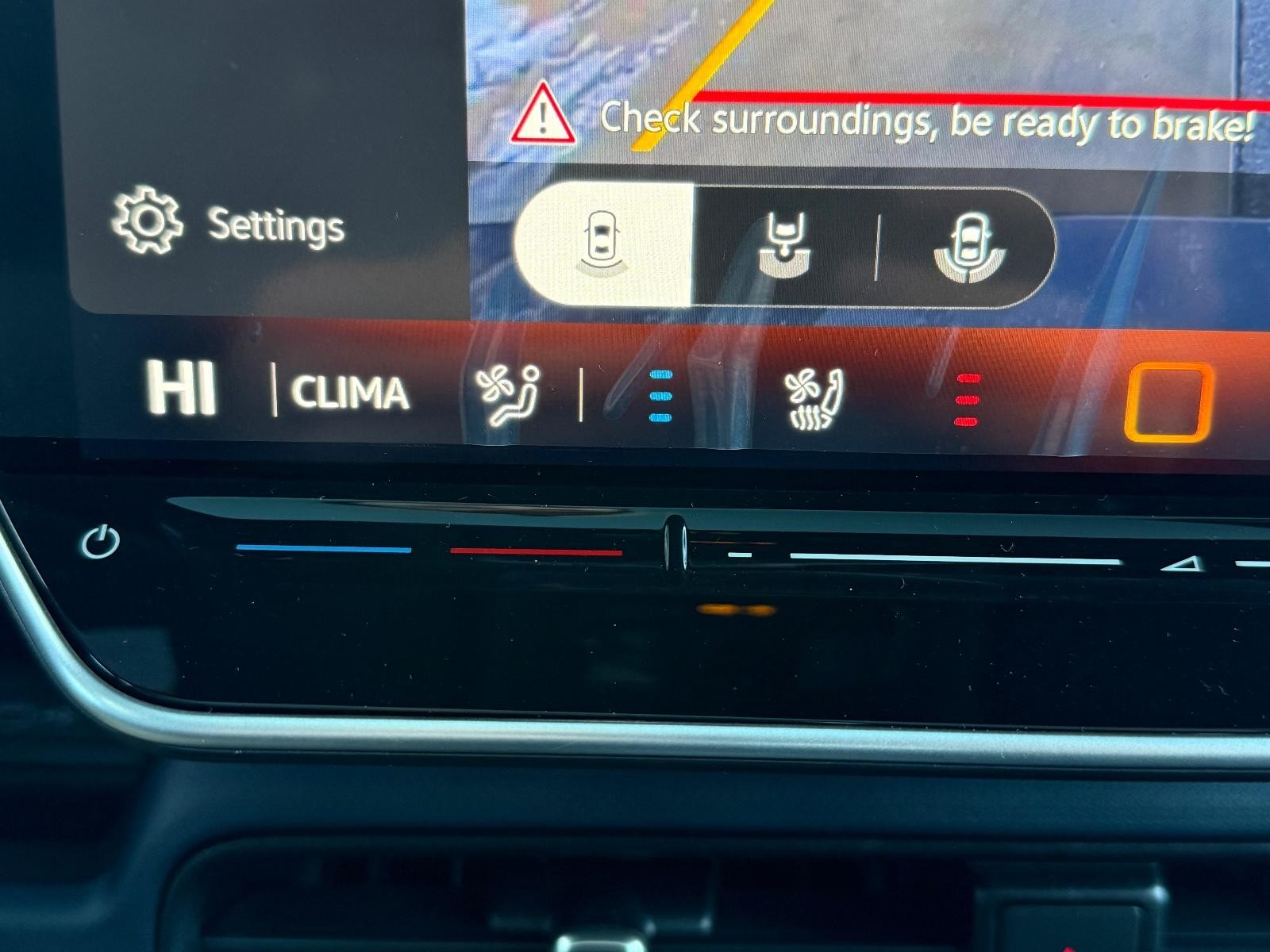 Volkswagen ID. Buzz Vehicle Image 14