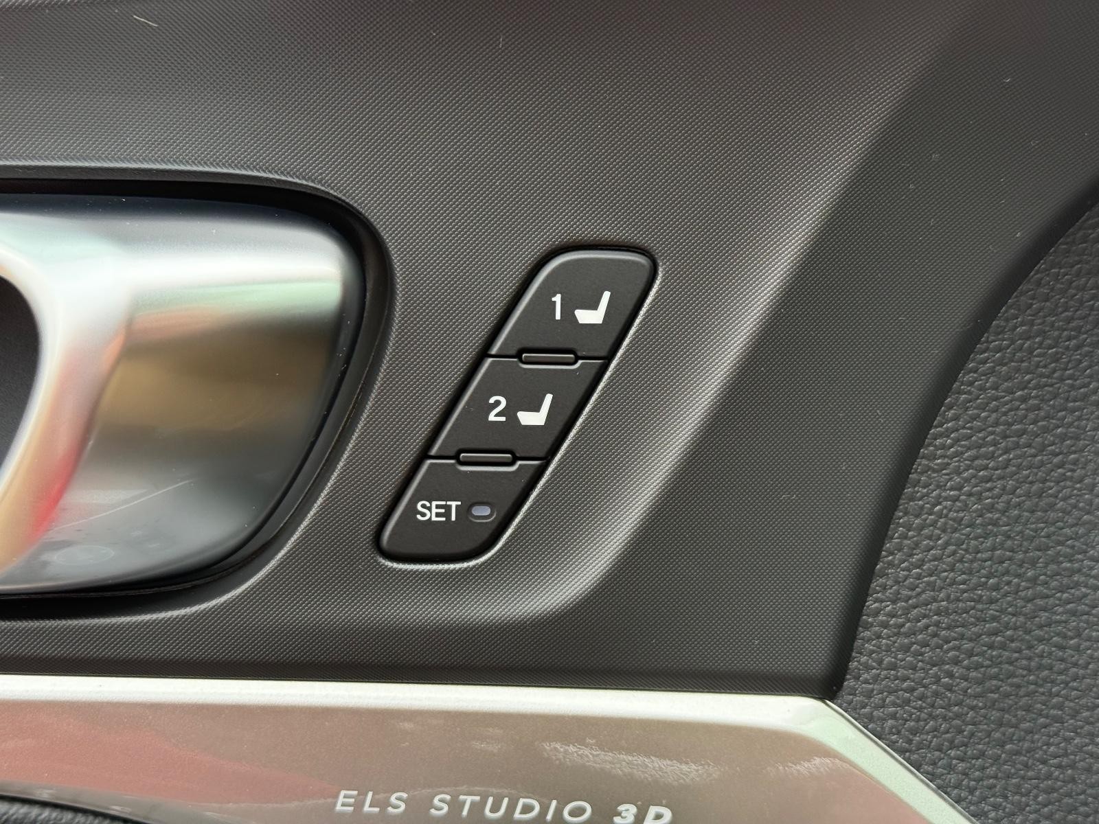 Acura Integra Vehicle Image 11