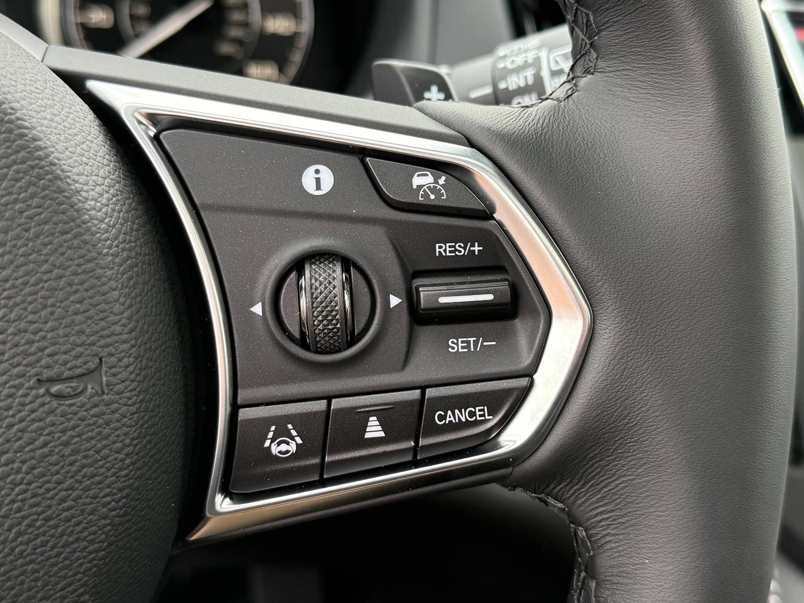 Acura RDX Vehicle Image 13