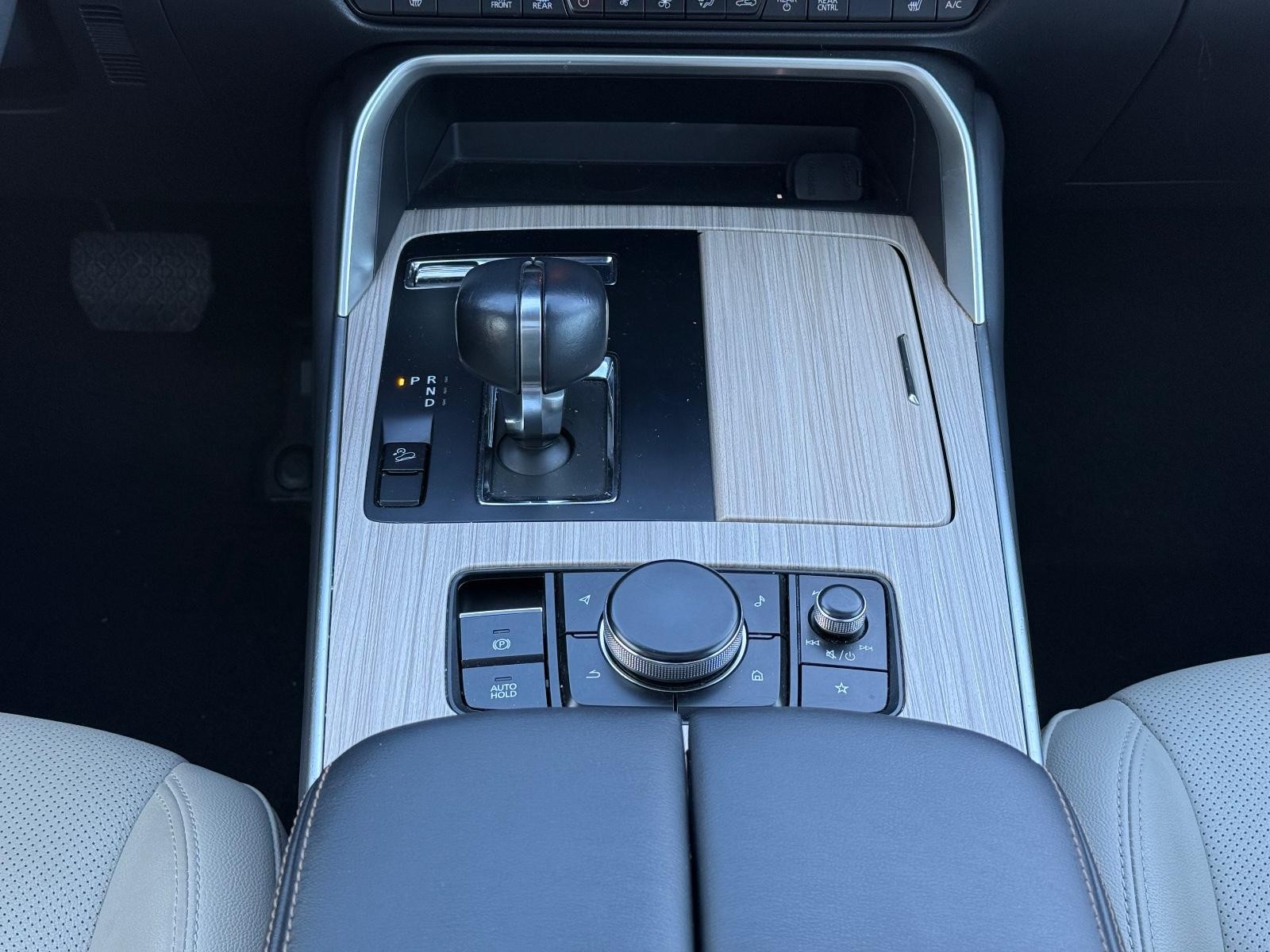 Mazda CX-90 Vehicle Image 13