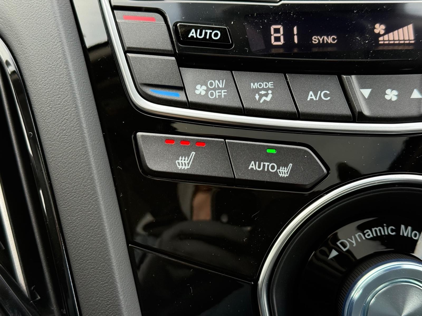 Acura RDX Vehicle Image 13