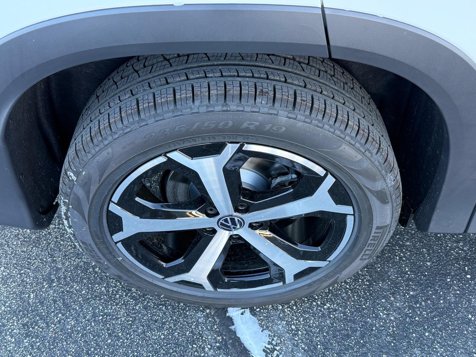 Volkswagen Tiguan Vehicle Image 04