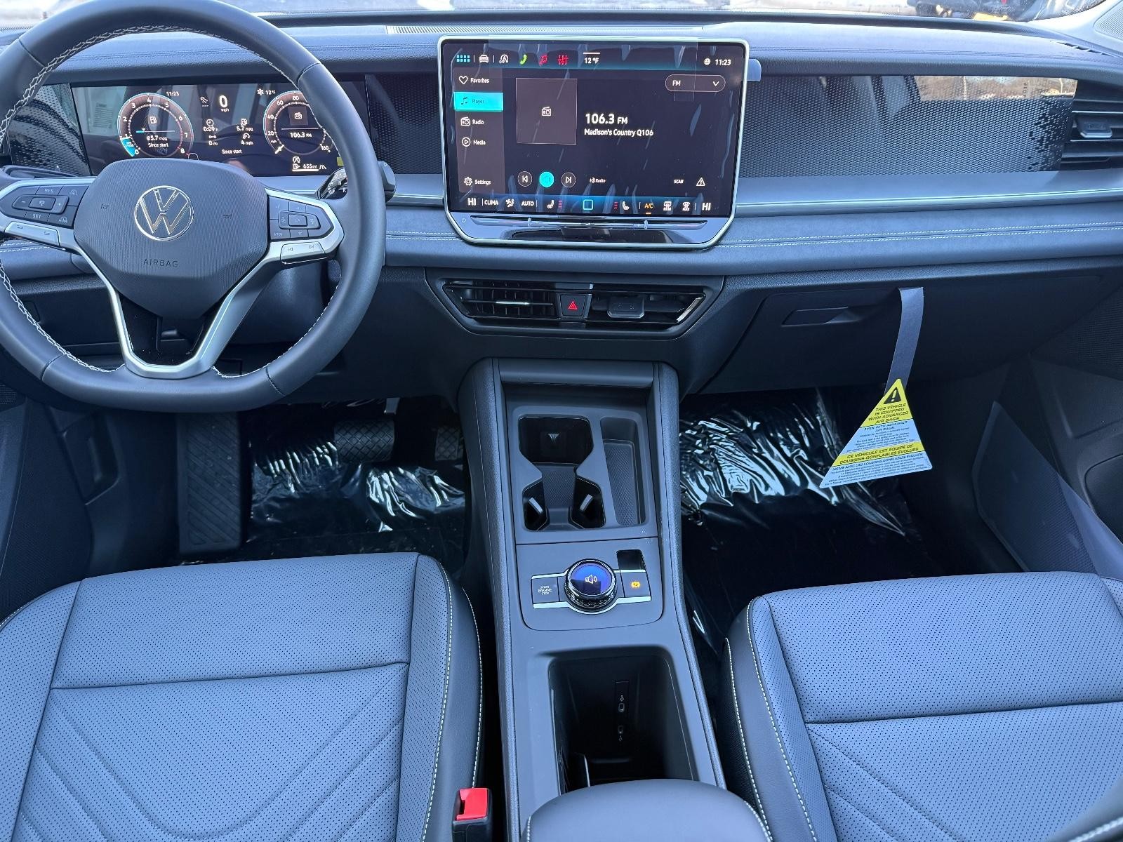 Volkswagen Tiguan Vehicle Image 06