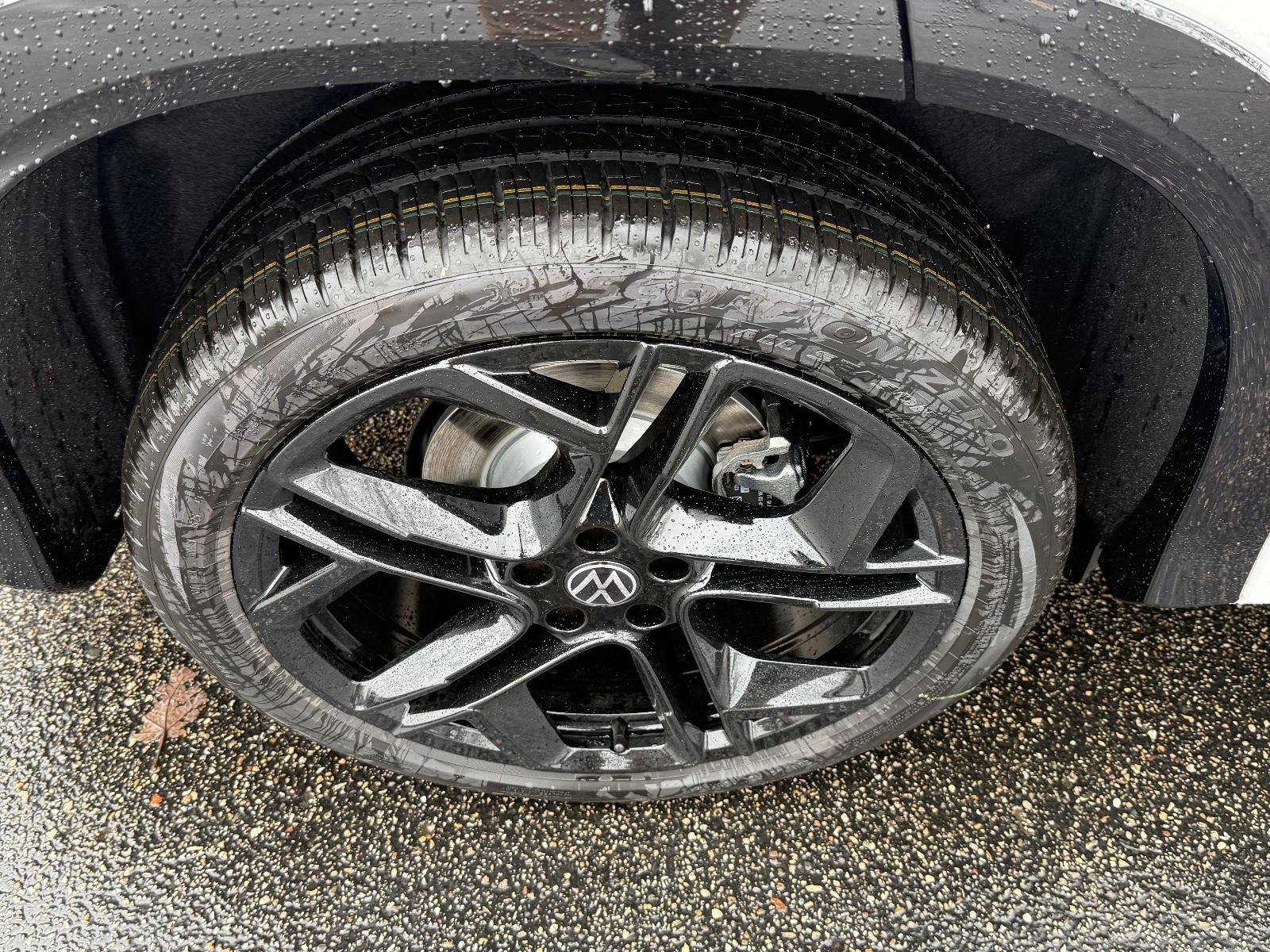 Volkswagen Tiguan Vehicle Image 04