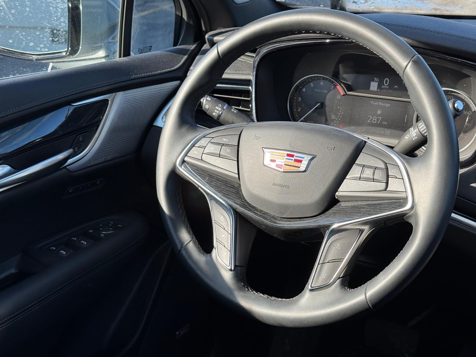 Cadillac XT5 Vehicle Image 14