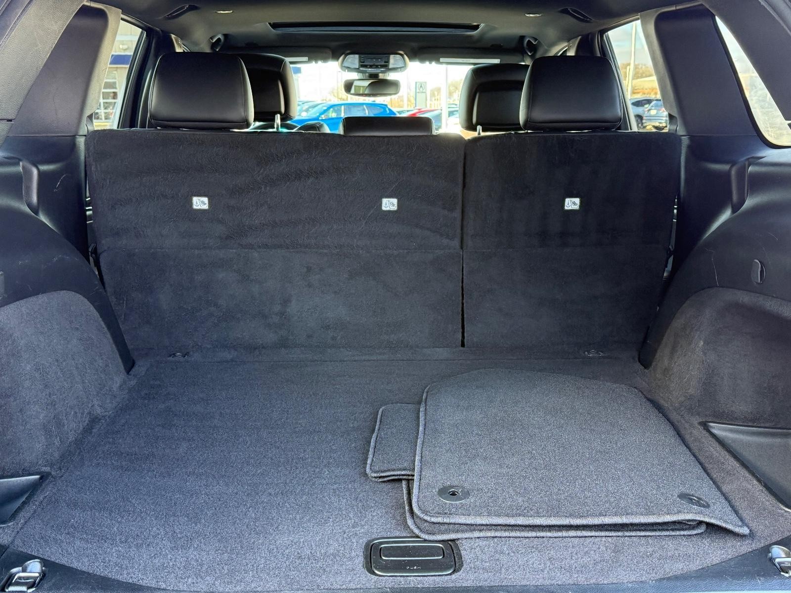 Jeep Grand Cherokee Vehicle Image 05